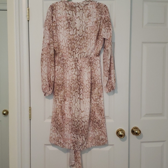 NWT Wayf Snakeskin Dress - Picture 5 of 6